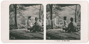 1910 ca JAPAN - Geishas - Im Ahorn-Wald - ETHNIC Stereoview n° 5  Fotografia stereoscopica d'epoca.EDITORE: NPG  GOOD/buono minime macchie al lato inferiore Formato: 18x9 cm originale e autentica 1