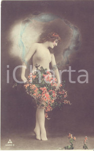 1910 ca EROTIC VINTAGE Nude woman with a bunch of flowers - Postcard FP NV  Cartolina postale d'epoca, cromolitografica, scritta ma non viaggiata.CONDIZIONI: FAIR (residuo cartaceo al verso)FORMATO: FP    originale e autentica 1