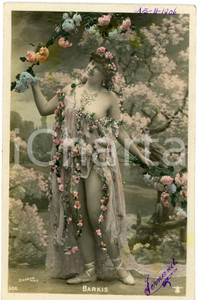 1906 VINTAGE EROTIC Actress Nina BARKIS Real Photo Hand Colour *Postcard risque  Cartolina postale d'epoca, viaggiata.CONDIZIONI: FAIR (lievi piegature e sovraimpressioni; minime macchie al verso)FORMATO: 9x14 cm    originale e autentica 1