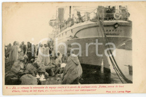 1920 ca ALGERIE Embarquement sur le bateau SAVOIE - MARSEILLE Carte postale FP  Cartolina postale d'epoca, non viaggiata. FAIR/discreto Lievi smussature agli angoli Formato: FP originale e autentica 1