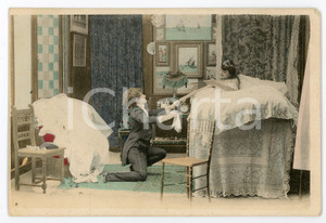 1900 ca CUSTOMS Newlyweds in their bedroom (9) - Vintage Postcard FP  Cartolina postale d'epoca, scritta ma non viaggiata.CONDIZIONI: FAIR (smussatura angolare)FORMATO: FP    originale e autentica 1