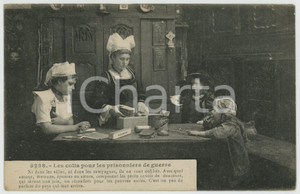 1910 ca FRANCE Colis pour les prisonniers de guerre - Carte postale FP NV  Cartolina postale d'epoca, non viaggiata. POOR/danneggiato Lievi smussature agli angoli Formato: FP originale e autentica 1