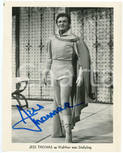 1977 Jess THOMAS tenor as Walther von Stolzing - AUTOGRAPHED photo 20x25 cm Fotografia d'epoca, con autografo. CONDIZIONI: G FORMATO: 20x25 cm     originale e autentica 1