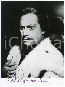 1971 Sesto BRUSCANTINI baritono - "La Favorita" - Fotografia con AUTOGRAFO 18x24 Fotografia d'epoca, con autografo. CONDIZIONI: GFORMATO: 18x24 cm     originale e autentica 1