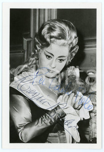 1962 Régine CRESPIN French soprano - AUTOGRAPHED Photo 10x15 cm Fotografia seriale d'epoca, con autografo. CONDIZIONI: GFORMATO: 10x15 cm     originale e autentica 1