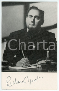 1965 Richard TUCKER  American operatic tenor - AUTOGRAPHED Photo 9x14 cm Cartoncino con fotografia seriale d'epoca, con autografo. CONDIZIONI: GFORMATO: 9x14 cm     originale e autentica 1