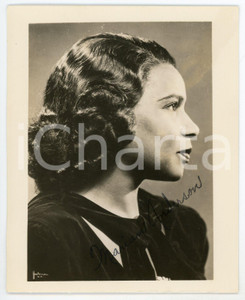 1950 Marian ANDERSON American contralto - Portrait - AUTOGRAPHED photo 10x13 cm Fotografia d'epoca, con autografo. CONDIZIONI: GFORMATO: 10x13 cm     originale e autentica 1