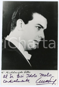 1971 ARGENTINA Miguel Angel VELTRI conductor - AUTOGRAPHED Photo 12x18 cm Fotografia d'epoca, con autografo. CONDIZIONI: G (piccola piegatura angolare)FORMATO: 12x18 cm     originale e autentica 1