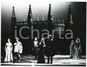 1982 MILANO TEATRO CARCANO "Maria Padilla" Regia Lorenzo ARRUGA - Foto  Fotografia originale, con didascalia al verso. GOOD/buono  Formato: 24x18 cm originale e autentica 1