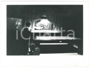 1978 TEATRO - PATAGRUPPO "Kubla Khan" - Regia Bruno MAZZALI - Franco TURI *Foto Fotografia originale, con didascalia al verso. FAIR/discreto lieve macchia al recto; abrasioni al verso Formato: 24x17 cm originale e autentica 1