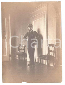 1915 ca FRANCE Portrait d'officier dans un salon - Photo VINTAGE 8x11 cm  Fotografia d'epoca. FAIR/discreto piccola mancanza al lato inferiore Formato: 9x15 cm originale e autentica 1