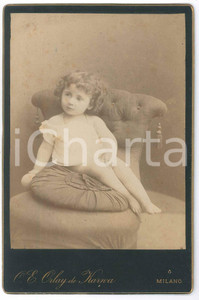 Fotografia d epoca originale 1880 ca MILANO Ritratto di bambina su poltrona  Foto ORLAY DE KARWA 11x16 cm 1