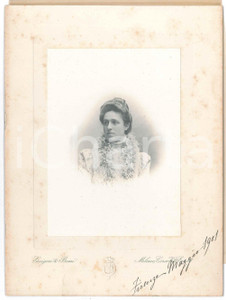 1901 FIRENZE Donna con stola - Ritratto *Foto GUIGONI & BOSSI 16x22 cm Fotografia d'epoca, montata su cartoncino rigido.Velina protettiva. GOOD/buono lievi fioriture Formato: 16x22 cm originale e autentica 1