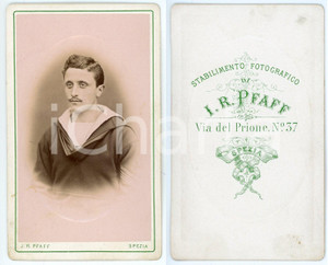 1900 ca LA SPEZIA Ritratto di giovane marinaio - Foto I. R. PFAFF - CDV  Fotografia originale d'epoca, con ovale in rilievo.CONDIZIONI: FAIR FORMATO: CDV    originale e autentica 1
