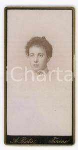 1900 ca TORINO Ritratto di ragazza - Foto Alessandro PASTA - CDV 4x7 cm  Fotografia originale d'epoca.CONDIZIONI: FAIR FORMATO: CDV - 4 x 7 cm    originale e autentica 1