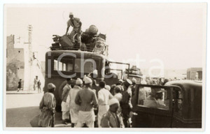 1930 ca LIBIA Corriera HOMS - MISURATA - SIRTE Fotografia 13x8 cm (1) Fotografia d'epoca in formato cartolina postale. CONDIZIONI: FAIR (piegatura all'angolo inferiore sinistro)FORMATO: 13x8 cm    originale e autentica 1