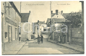 1924 VALLANGOUJARD - VAL D'OISE La grande rue - Carte postale FP VG  Cartolina postale, viaggiata. FAIR/discreto Lievi smussature agli angoli Formato: FP originale e autentica 1