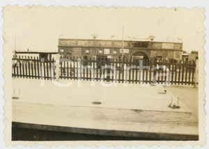 1935 ca CINA - Paesaggio con edificio - Foto VINTAGE 8x6 cm Fotografia d'epoca.CONDIZIONI: GFORMATO: 8x6 cm    originale e autentica 1