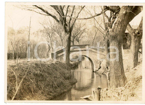 1935 ca CINA TIENTSIN - Paesaggio fluviale con ponte di pietra - Fotografia Fotografia d'epoca. GOOD/buono  Formato: 8 x 6 cm originale e autentica 1