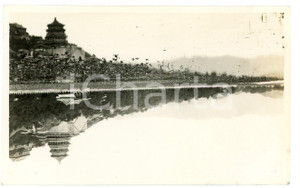 1935 ca CINA PECHINO - Palazzo d'estate - Vista Lago Kunming con pagoda *Foto Fotografia d'epoca. FAIR/discreto Lievi abrasioni e smussature angolari Formato: 11 x 7 cm originale e autentica 1