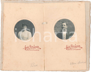 1910 ca MILANO Ritratto di Pina ed Ettore MARIANI - Foto Giulio ROSSI Coppia di fotografie d'epoca, montate su cartoncino, con copertina. GOOD/buono  Formato: 14x22 cm originale e autentica 1