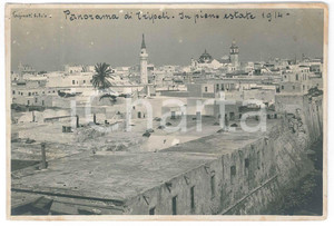 1914 TRIPOLI (LIBIA ITALIANA) Panorama in piena estate - Foto 17x11 cm Fotografia d'epoca, con didascalia manoscritta al recto.FOTOGRAFO: Silvio Fachinotti POOR/danneggiato piegature angolari, con lievi gualciture marginali e minimi strappi; difetti di stampa; vasto residuo cartaceo e di colla al verso Formato: 17x11 cm originale e autentica 1