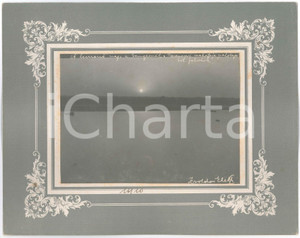 1910 Zsoldos ELEK - INDIA - Sunset on the River Ganges - Photo 28x22 cm  Fotografia d'epoca, montata su cartoncino rigido, che reca didascalia originale e firma al negativo.FOTOGRAFO: Zsoldos Elek GOOD/buono ma lievi fioriture Formato: 28x22 cm originale e autentica 1