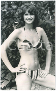 1980 ca Actress Anika PAVEL - Bond girl - Portrait - Photo 15x25 cm Fotografia originale d'epoca, con didascalia al verso.  GOOD/buono  Formato: 15x25 cm originale e autentica 1