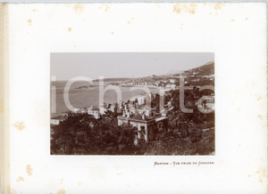 1910 ca MENTON (Côte d'Azur, FRANCE) Vue prise de GARAVAN - Photo Fotografia seriale d'epoca, montata su cartoncino morbido.Margine telato a sinistra. POOR fioriture Formato: 30x23 (cartoncino); 18x11 (fotografia)) originale e autentica 1