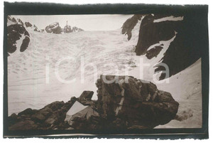 1913 CAUCASO - Accampamento di alpinisti presso un ghiacciaio - Foto 15x9 cm  Fotografia d'epoca. FAIR/discreto lievi piegature e margini rifilati Formato: 15x9 cm originale e autentica 1