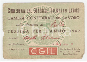 1949 PAVIA - CGIL Federazione braccianti e salariati agricoli - Tessera 10x7 cm Tessera d'epoca.  VERY POOR/gravemente danneggiato Piegature, strappi e gualciture ai margini Formato: 10x7 cm originale e autentica 1
