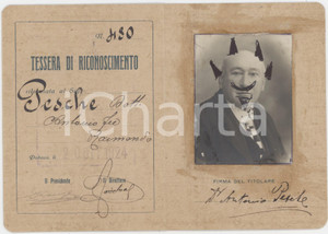 1924 PADOVA GOLIARDIA Circolo impiegati civili - Impiegato con corna da diavolo Tessera d'epoca. FAIR/discreto Lievi smussature agli angoli, bruniture diffuse Formato: 7x10 cm originale e autentica 1