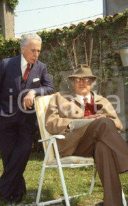 35mm vintage slide* 1990ca ROMA Nino ZA Federico FELLINI nella Villa Elia (1)