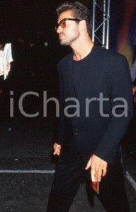 35mm vintage slide* 1990ca MUSICA George MICHAEL paparazzato (2)