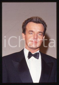 35mm vintage slide* 1991 MILANO Portrait of an American actor Ray WISE (60)