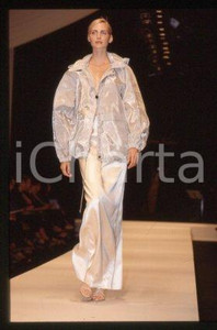 35mm vintage slide* 1995 ca FASHION Show Model Nadia AVERMANN on the podium (10)