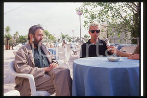Fotografia d epoca originale 35mm vintage slide 1988 ca VENICE  HIGH HOPES Mike LEIGH and Phil DAVIS 60 1