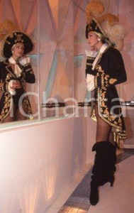 35mm vintage slide* 1995ca RAI Corinne BONUGLIA sul set (5)