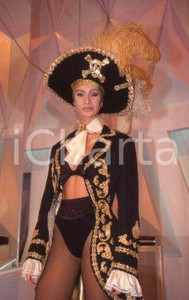 35mm vintage slide* 1995ca RAI Corinne BONUGLIA sul set (8)