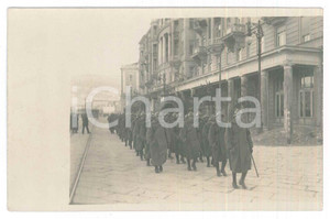 1919 TRIESTE ITALIANA - Regio Esercito - Battaglione in parata *Foto 14x9 cm