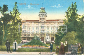 Cartolina originale da collezione 1919 TRIESTE Veduta con MUNICIPIO ANIMATA Cartolina FP VG 1