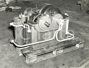 Fotografia d epoca originale 1961 RHO  MILANO Ditta Ing. V.FACHINI  Compressore centrifugo FOTOGRAFIA 1