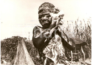 Fotografia d epoca originale 1982 UPPER VOLTA Construction of wells brought water to many communities WHO 1