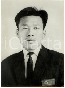 Fotografia d epoca originale 1968 COREA DEL NORD Nazionale calcio Ritratto Ke SEUNG WOON mediano FOTOGRAFIA 1