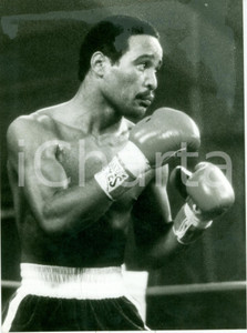 Fotografia d epoca originale 1985 ca BOXE Pugile Wilfred BENITEZ sul ring Fotografia 1