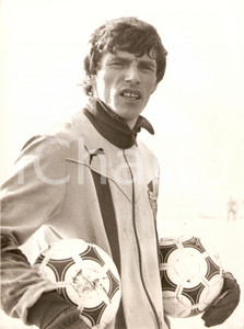 Fotografia d epoca originale 1975 ca JUGOSLAVIA Calcio NAZIONALE Zivan LJUKOVCAN Portiere Fotografia 1