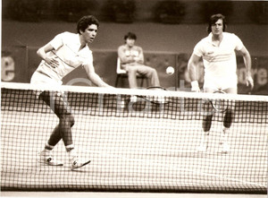Fotografia d epoca originale 1982 MILANO Cuore Tennis Cup Andres GOMEZ Adriano PANATTA Doppio Fotografia 1