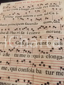Libro, pubblicazione d epoca 1700 ca ANTIFONARIO ROMANO Pagina canti in rosso e in nero per Sesta PARASCEVE 1