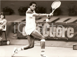 Fotografia d epoca originale 1982 MILANO Cuore Tennis Cup Chip HOOPER rovescio durante un match Fotografia 1