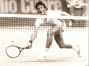 Fotografia d epoca originale 1982 MILAN Cuore Tennis Cup  Peter MCNAMARA  Sponsor OLIO CUORE Foto 1 1